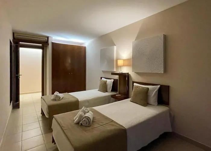 Herdade Dos Salgados,t3 8c-0c, Lagoas Apartment