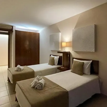Herdade Dos Salgados,t3 8c-0c, Lagoas Apartment
